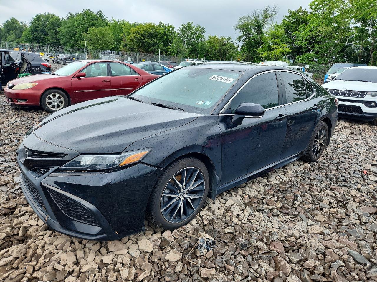 2022 TOYOTA CAMRY SE