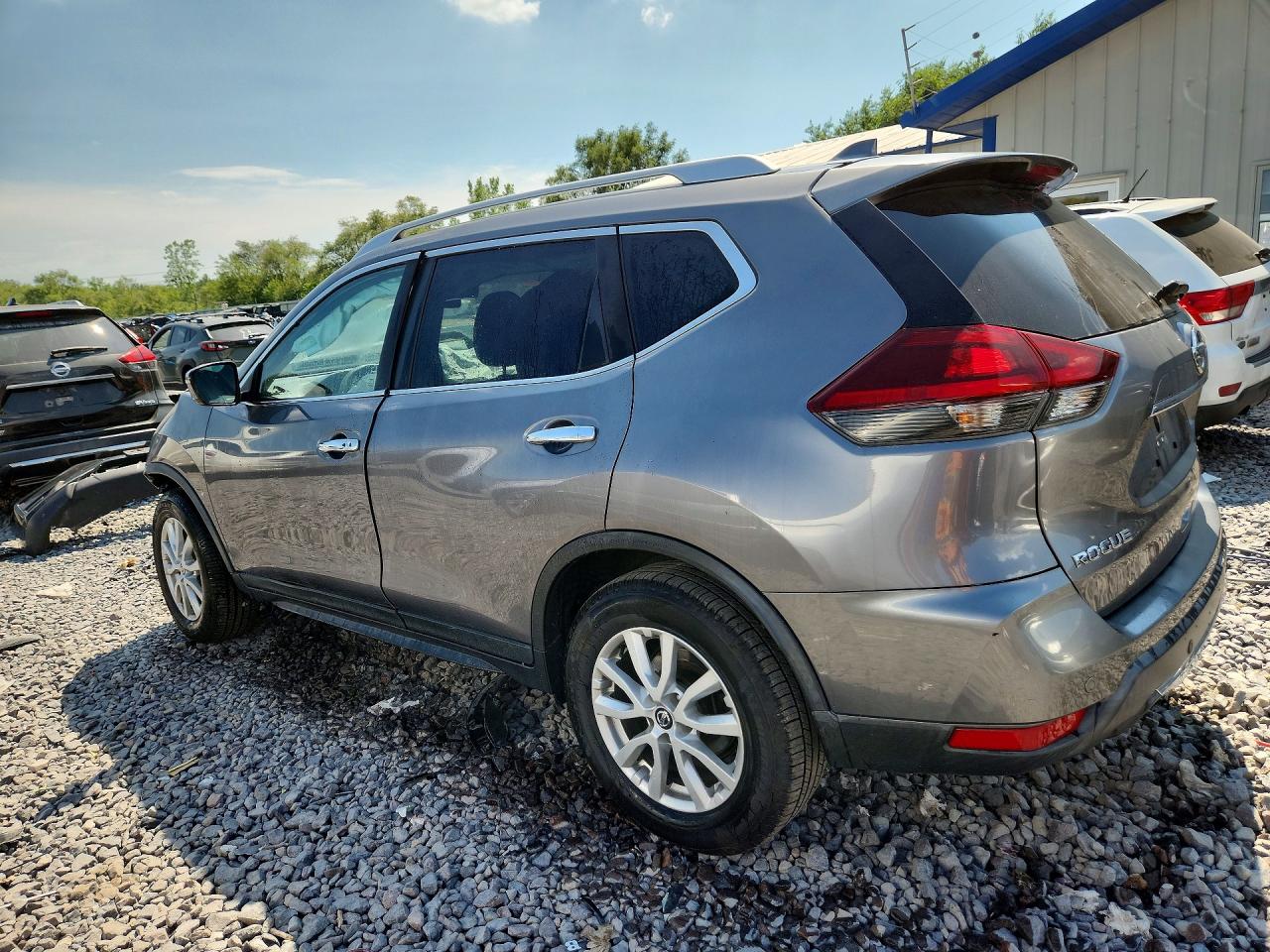 2019 NISSAN ROGUE SV — снимка 2