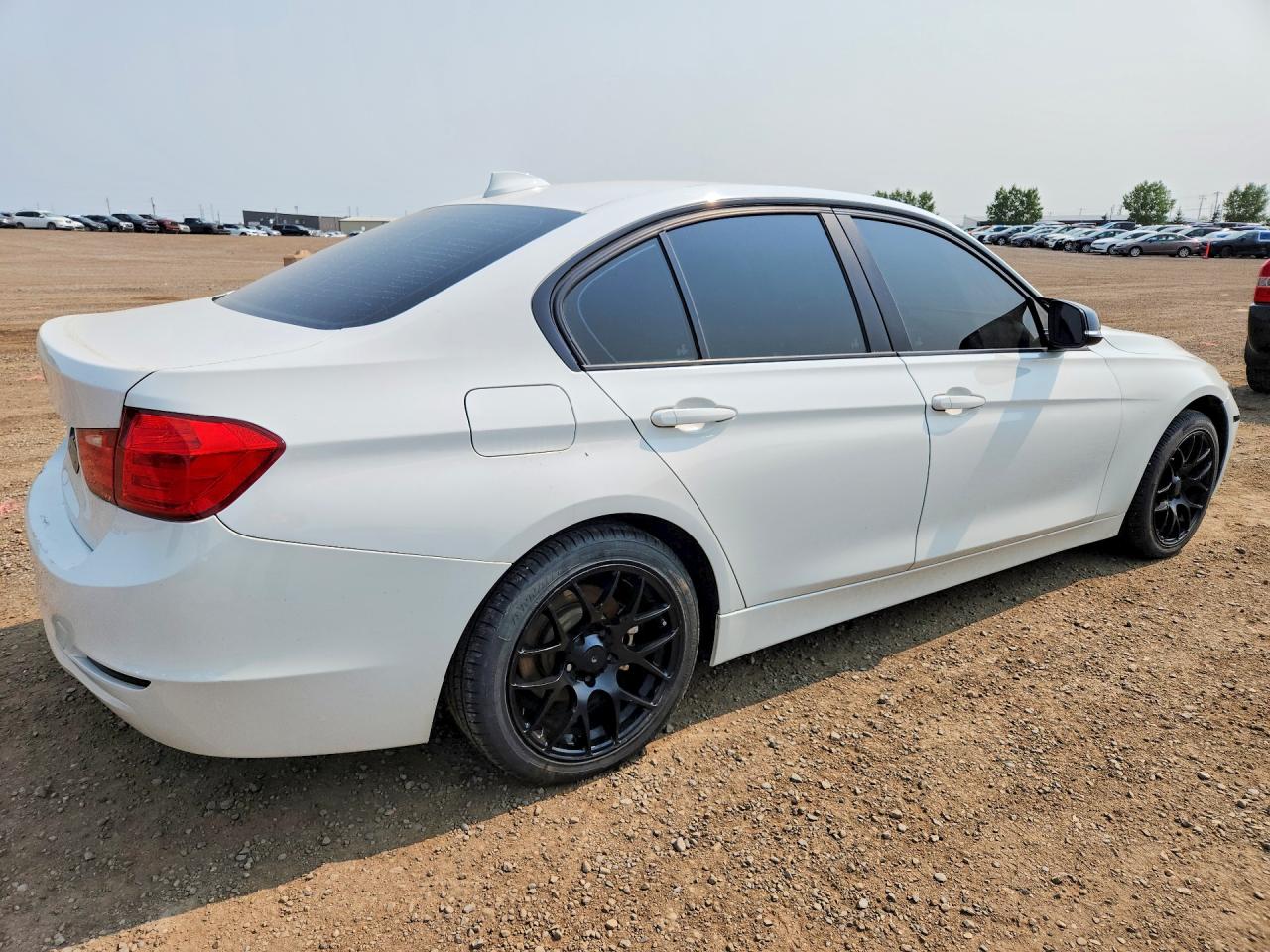 2013 BMW 328 XI — снимка 3