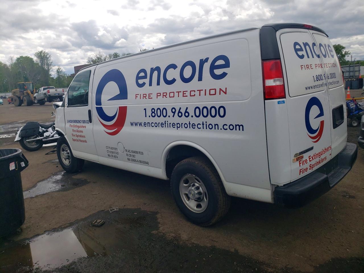 2022 CHEVROLET EXPRESS G2500 — снимка 2