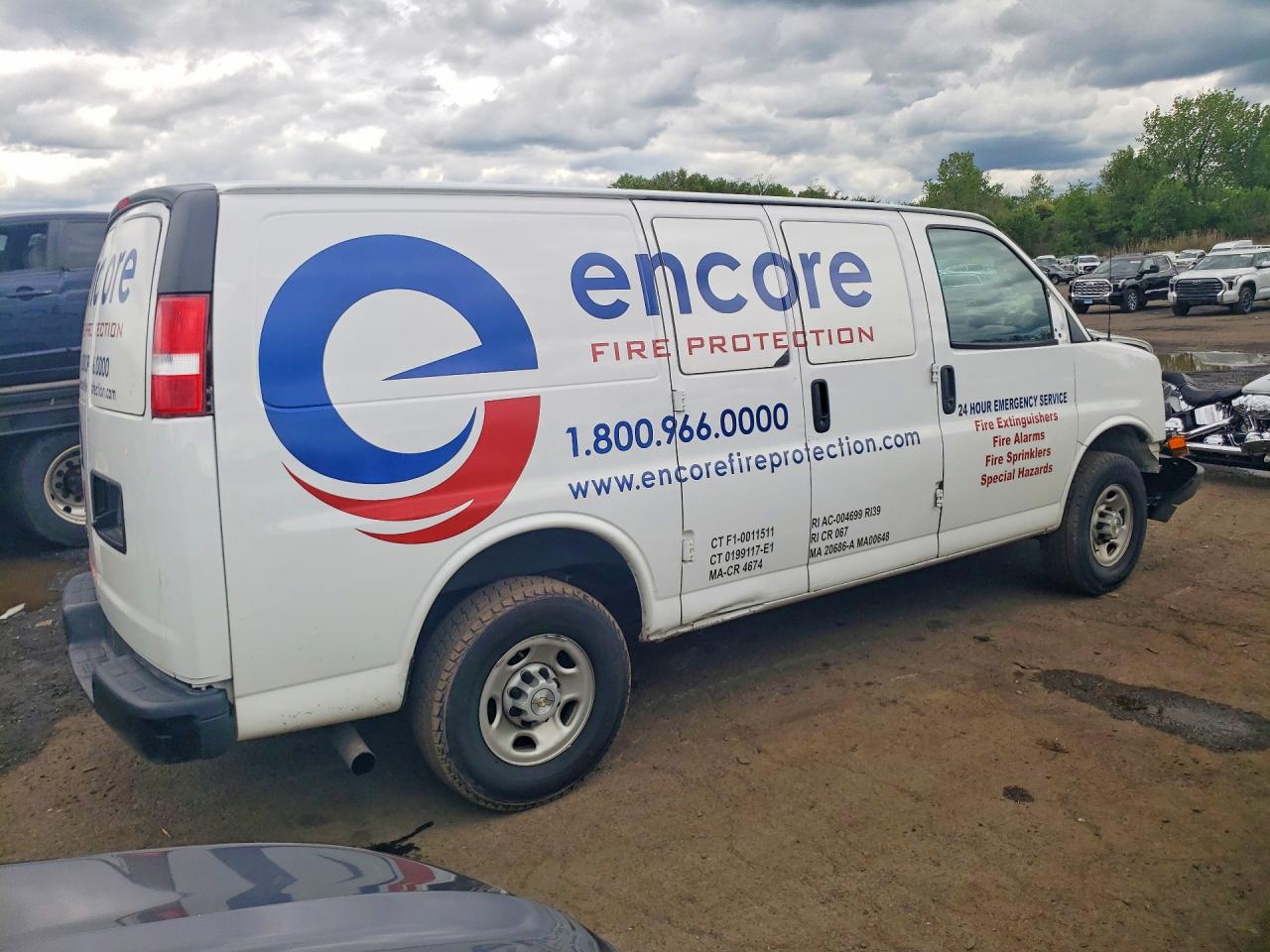 2022 CHEVROLET EXPRESS G2500 — снимка 3