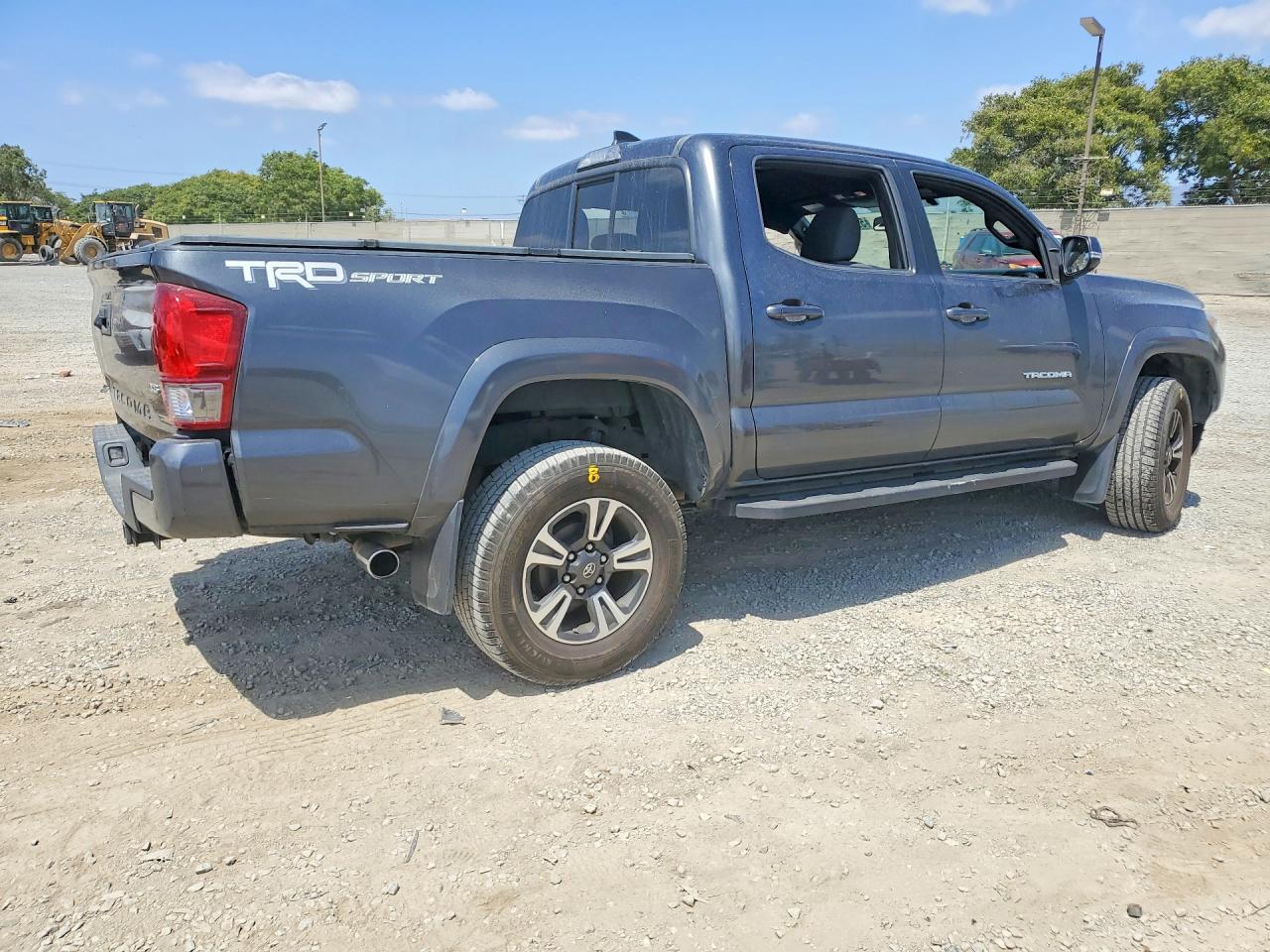 2016 TOYOTA TACOMA — снимка 3