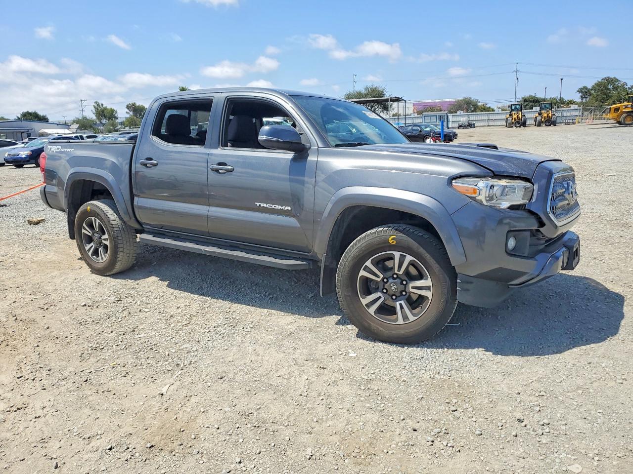2016 TOYOTA TACOMA — снимка 4