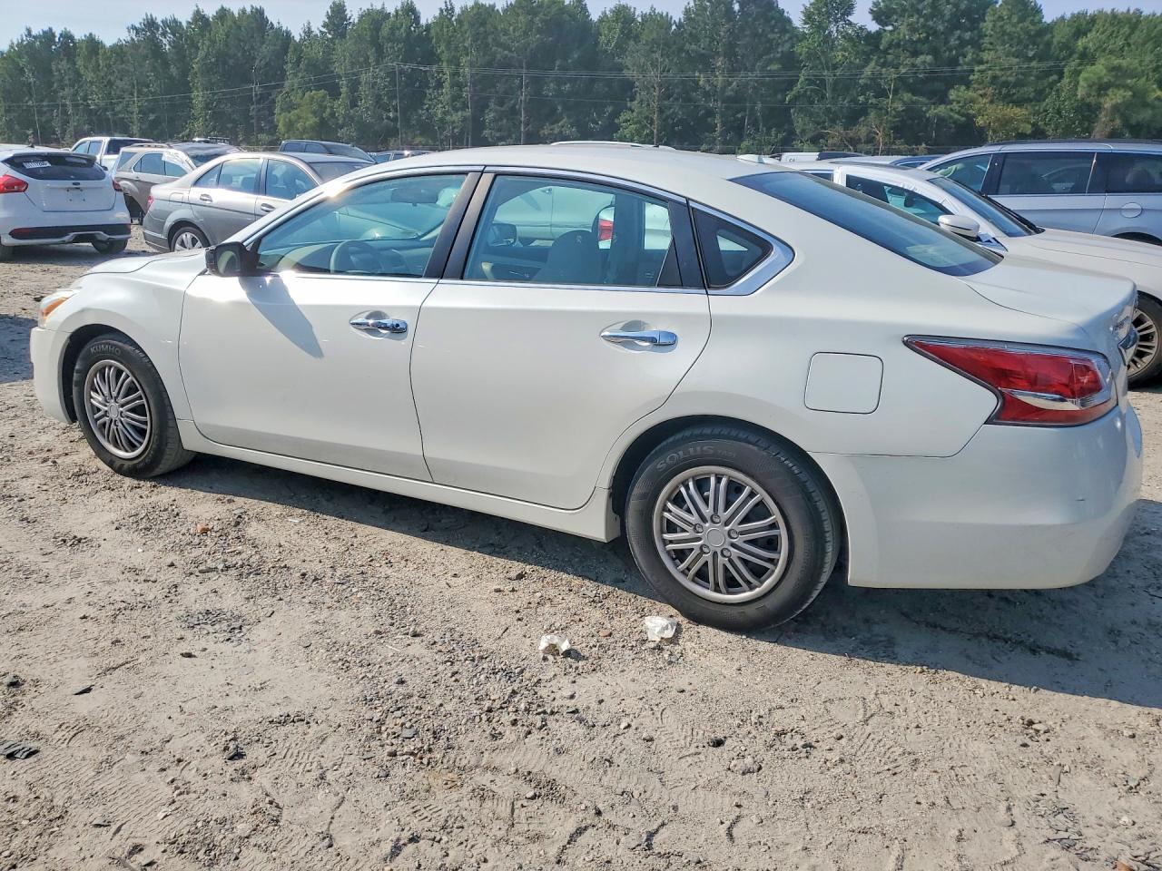 2015 NISSAN ALTIMA 2.5 S — снимка 2