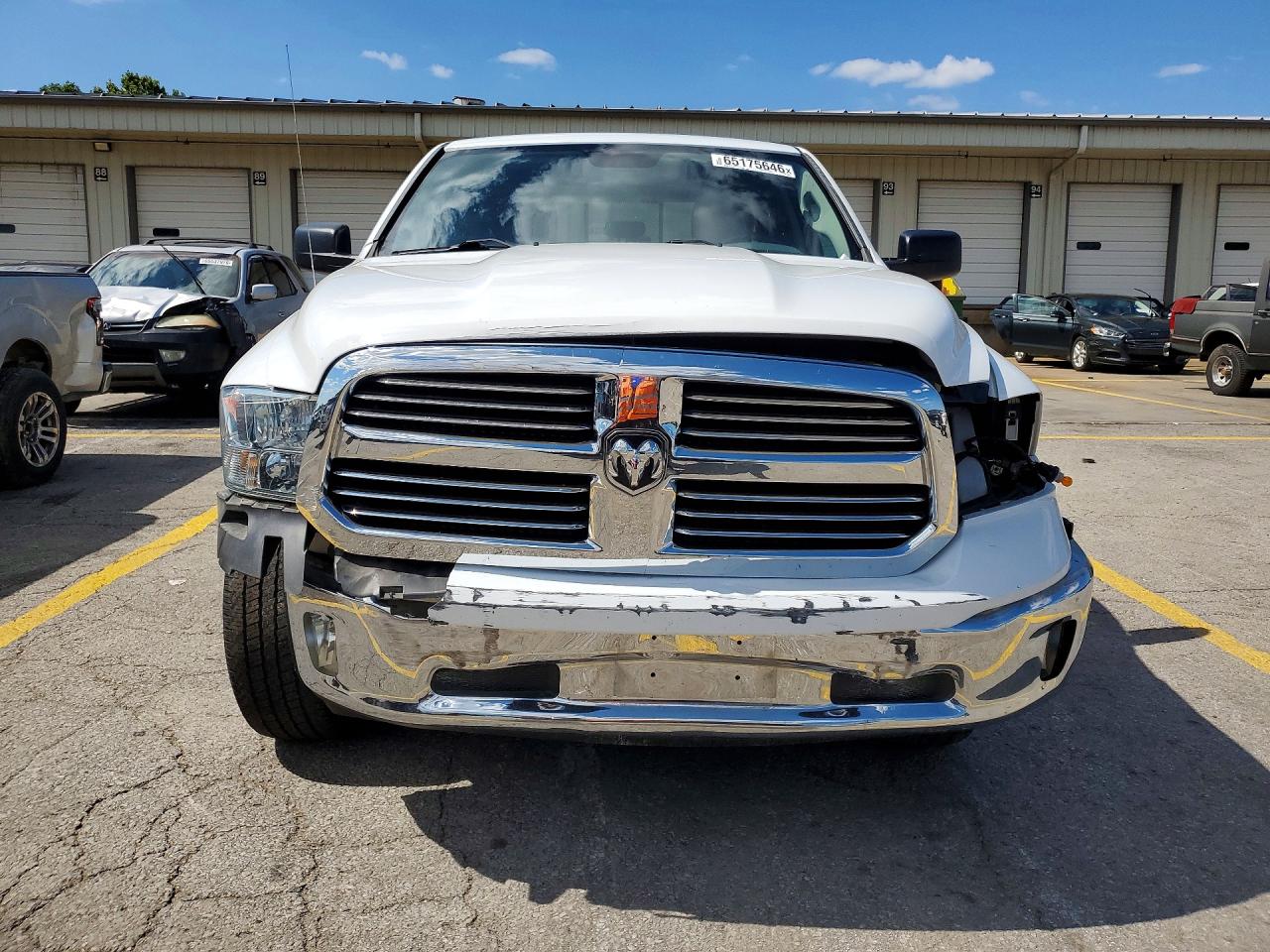 2016 RAM 1500 SLT — снимка 5