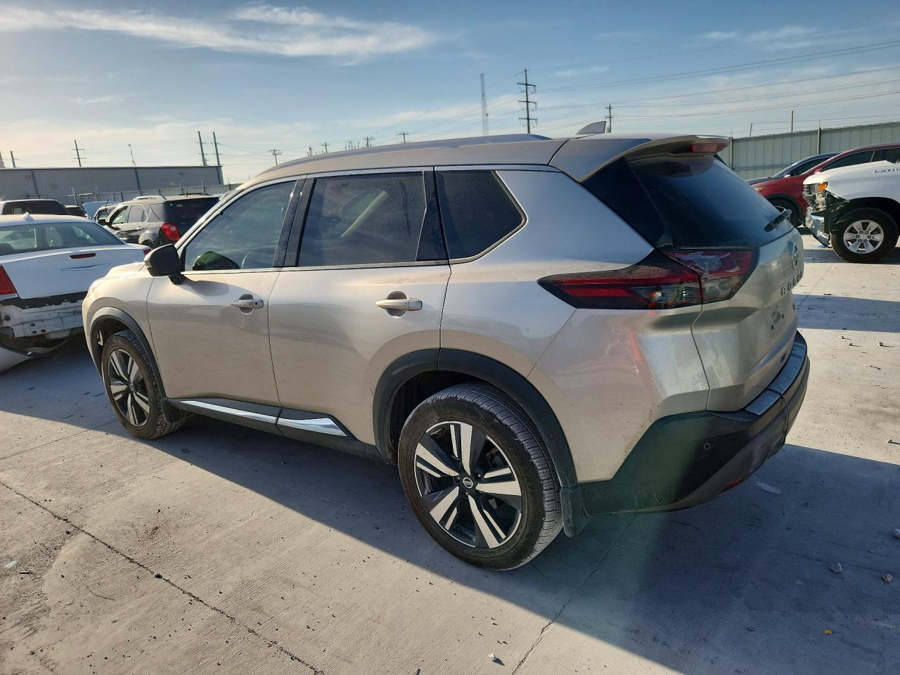 2021 NISSAN ROGUE SL — снимка 2