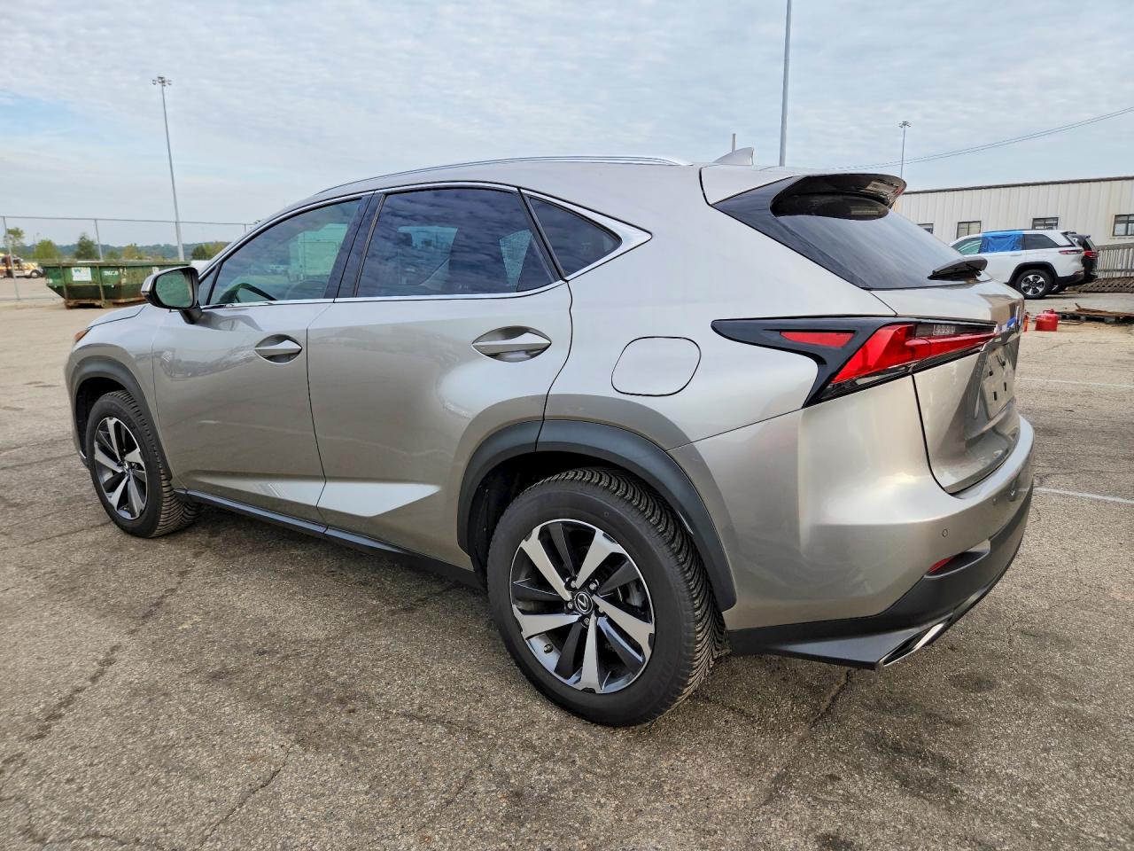 2019 LEXUS NX 300 BASE — снимка 2