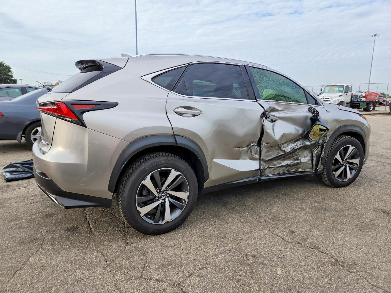 2019 LEXUS NX 300 BASE — снимка 3