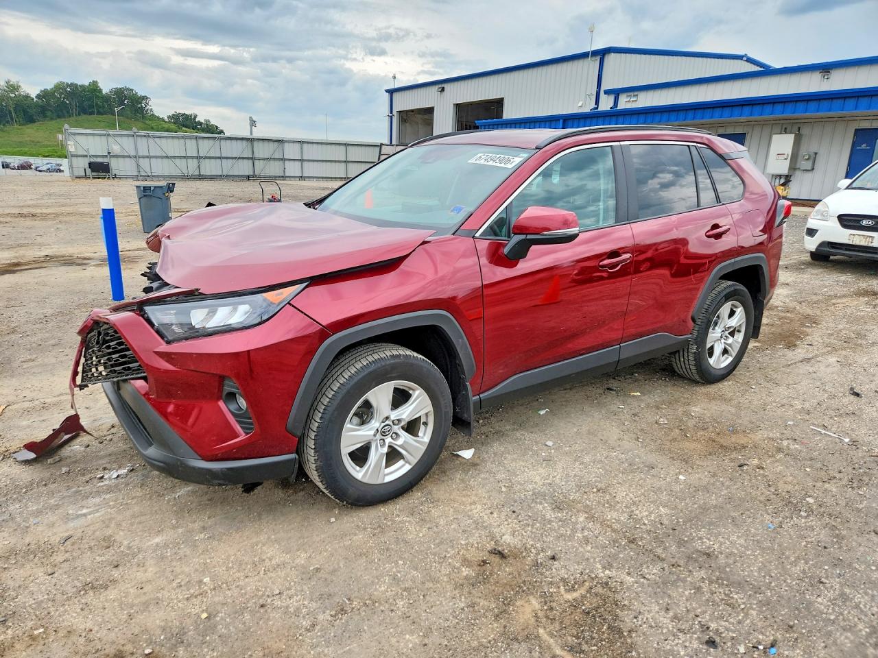 2020 TOYOTA RAV4 XLE