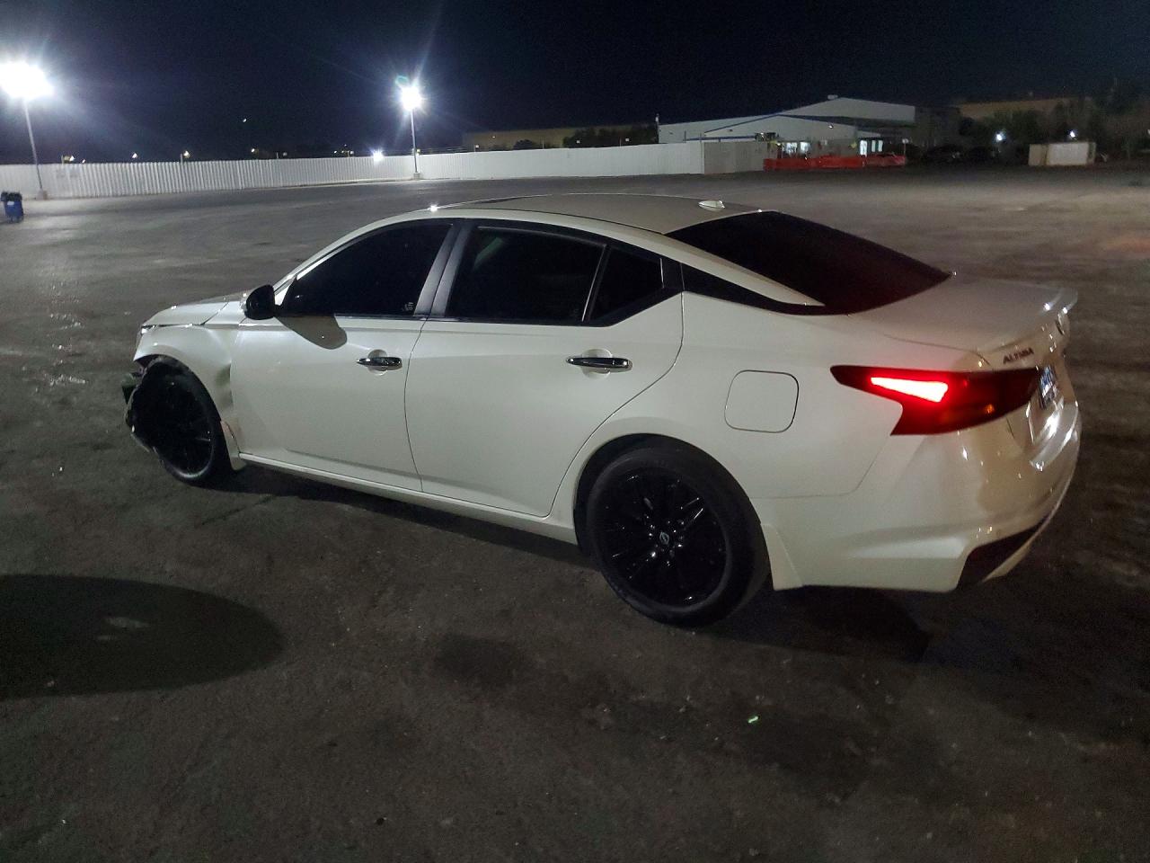 2025 NISSAN ALTIMA SV — снимка 2