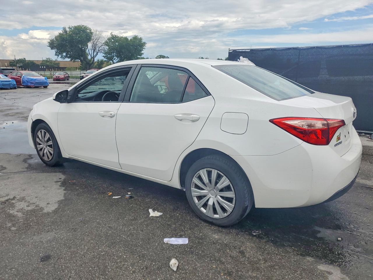 2017 TOYOTA COROLLA LE — снимка 2