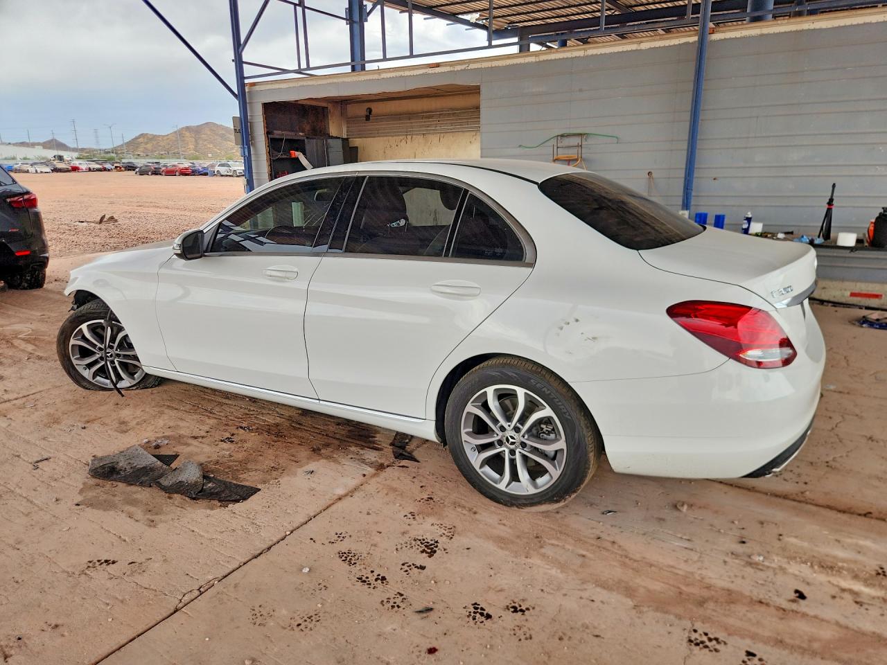 2017 MERCEDES-BENZ C 300 4MATIC — снимка 2