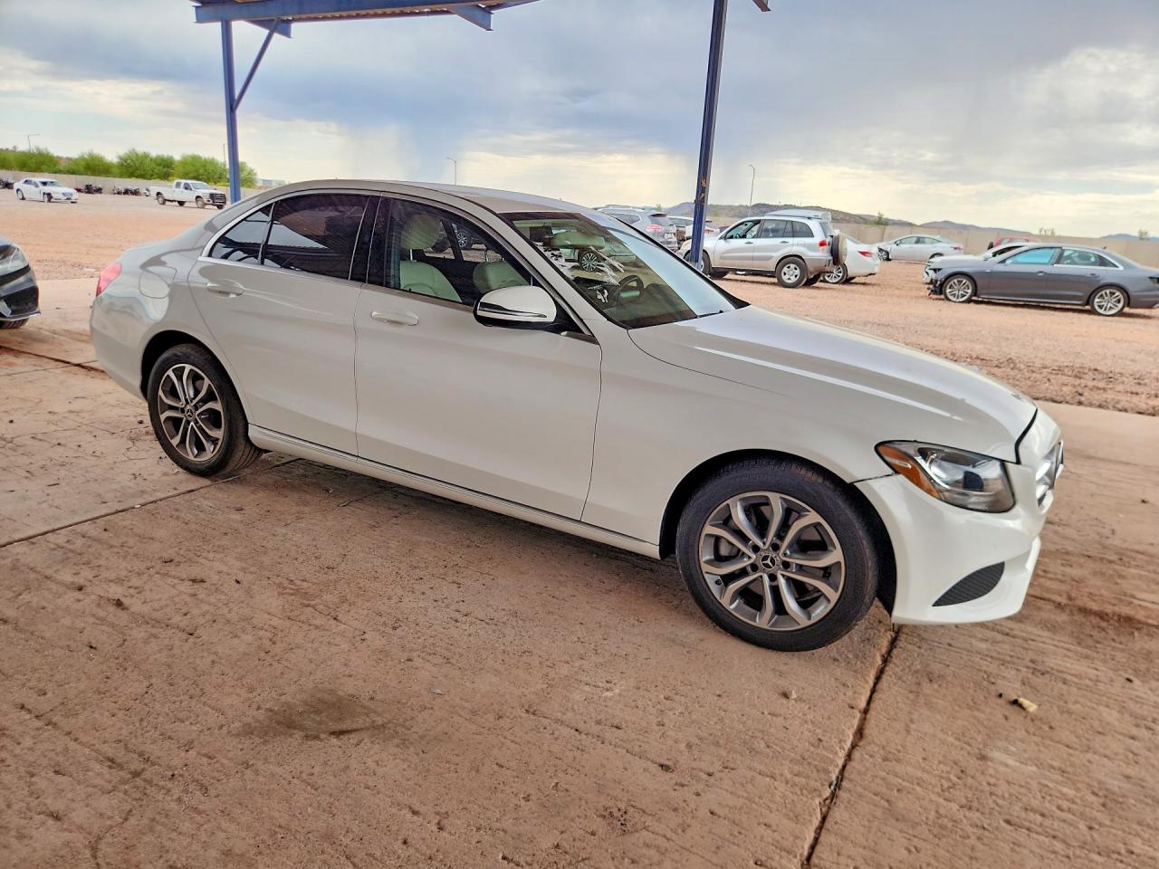 2017 MERCEDES-BENZ C 300 4MATIC — снимка 4