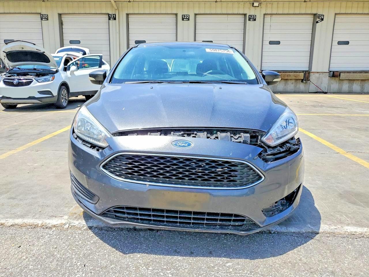 2016 FORD FOCUS SE — снимка 5