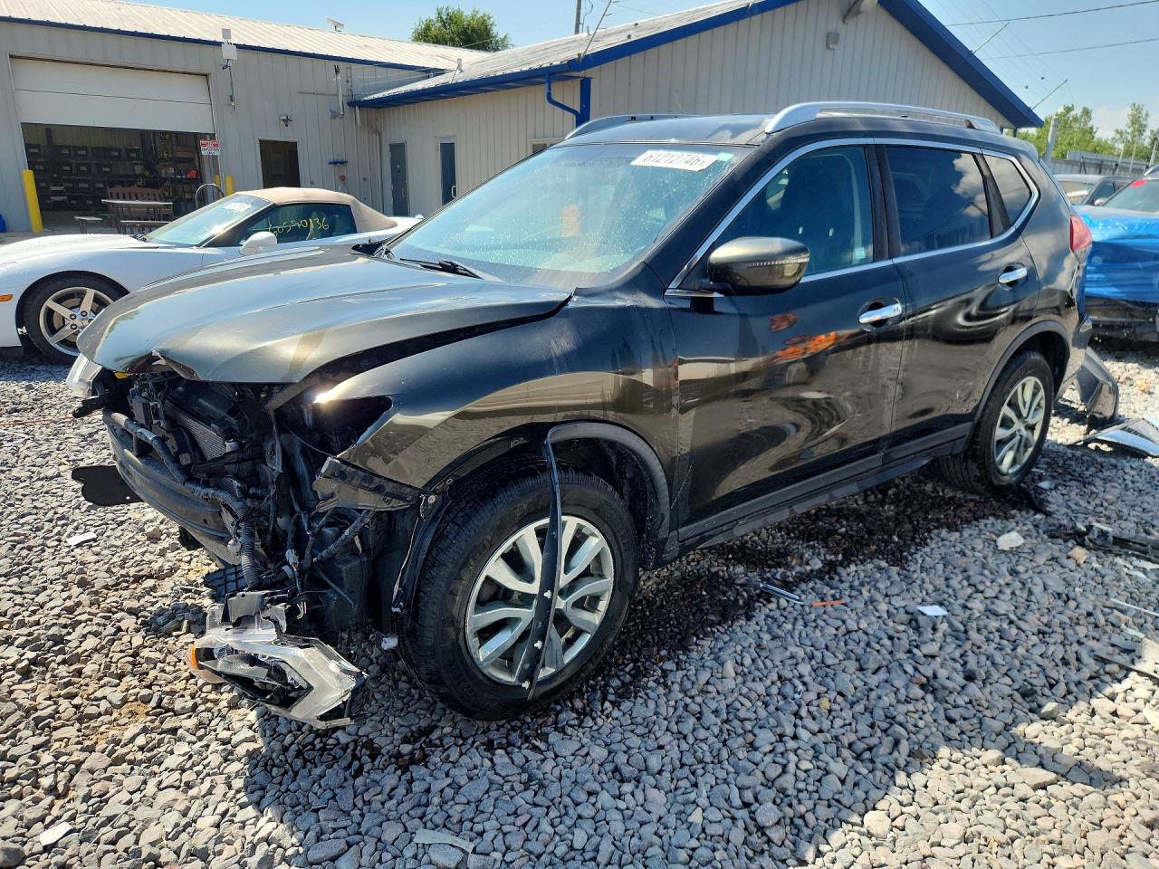 2017 NISSAN ROGUE SV