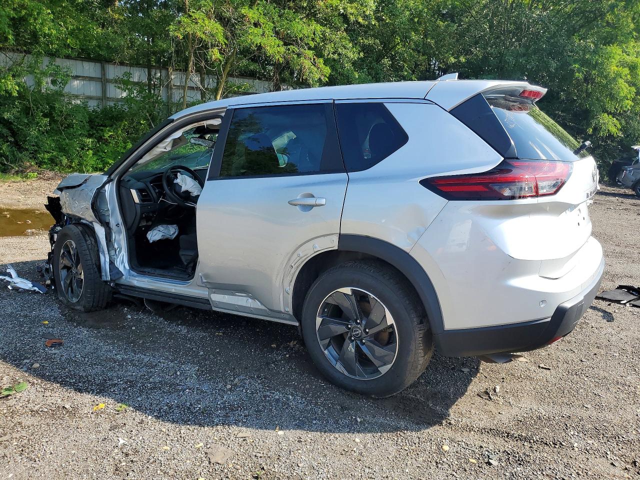 2025 NISSAN ROGUE SV — снимка 2