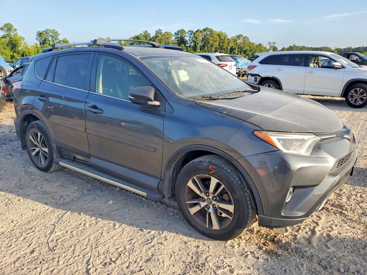 2018 TOYOTA RAV4 XLE — снимка 4