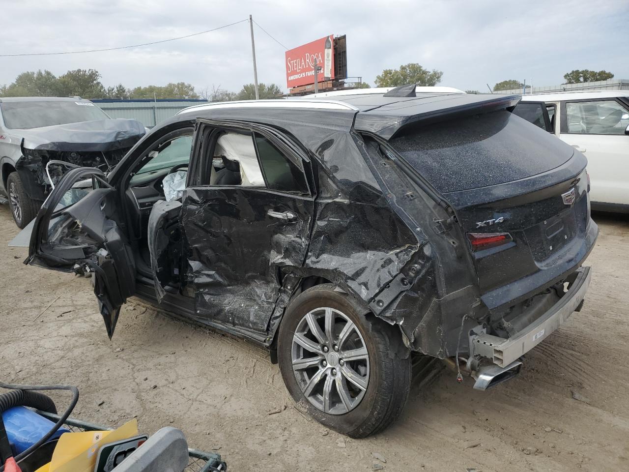 2019 CADILLAC XT4 — снимка 2