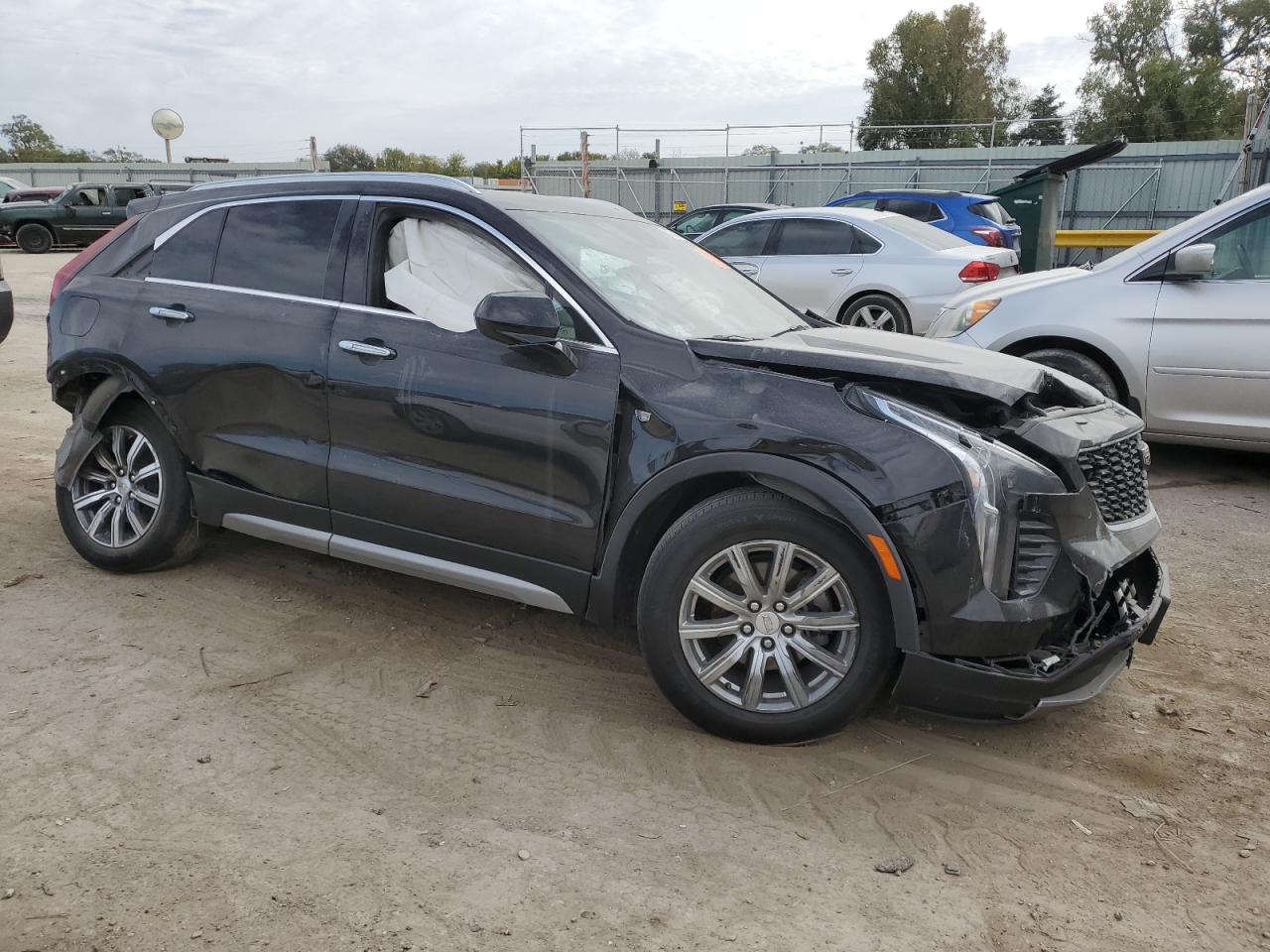 2019 CADILLAC XT4 — снимка 4