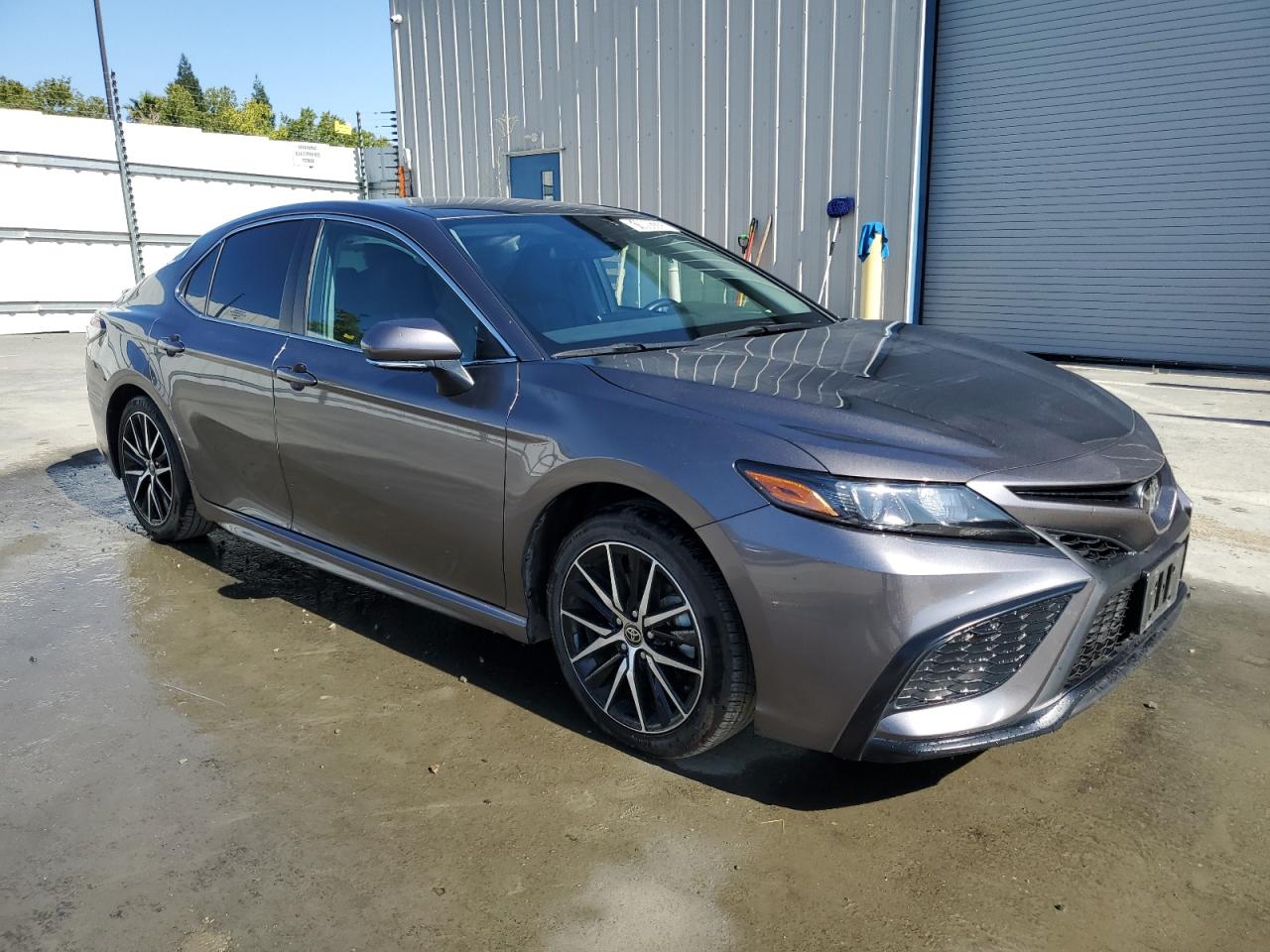 2024 TOYOTA CAMRY SE NIGHT SHADE — снимка 4