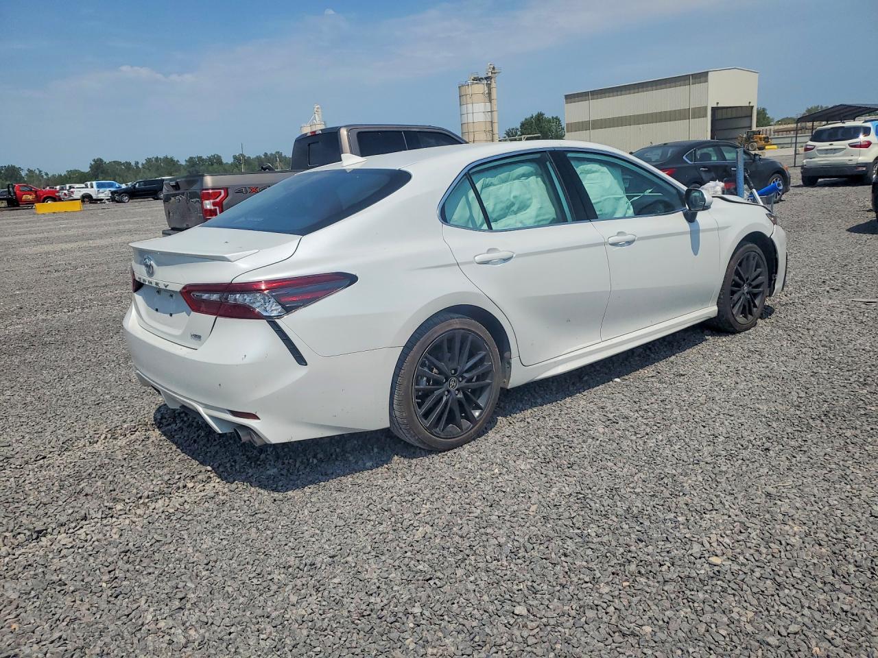 2023 TOYOTA CAMRY XSE — снимка 3