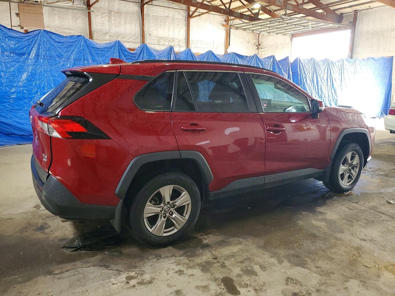 2022 TOYOTA RAV4 XLE — снимка 3