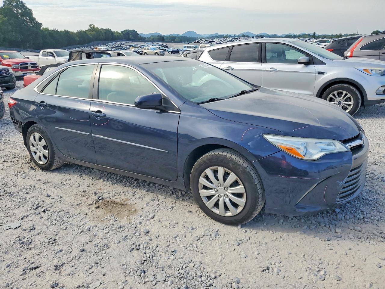 2016 TOYOTA CAMRY LE — снимка 4