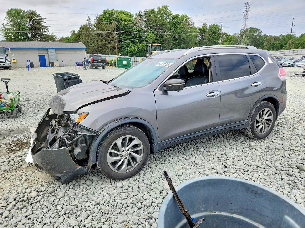 2015 NISSAN ROGUE