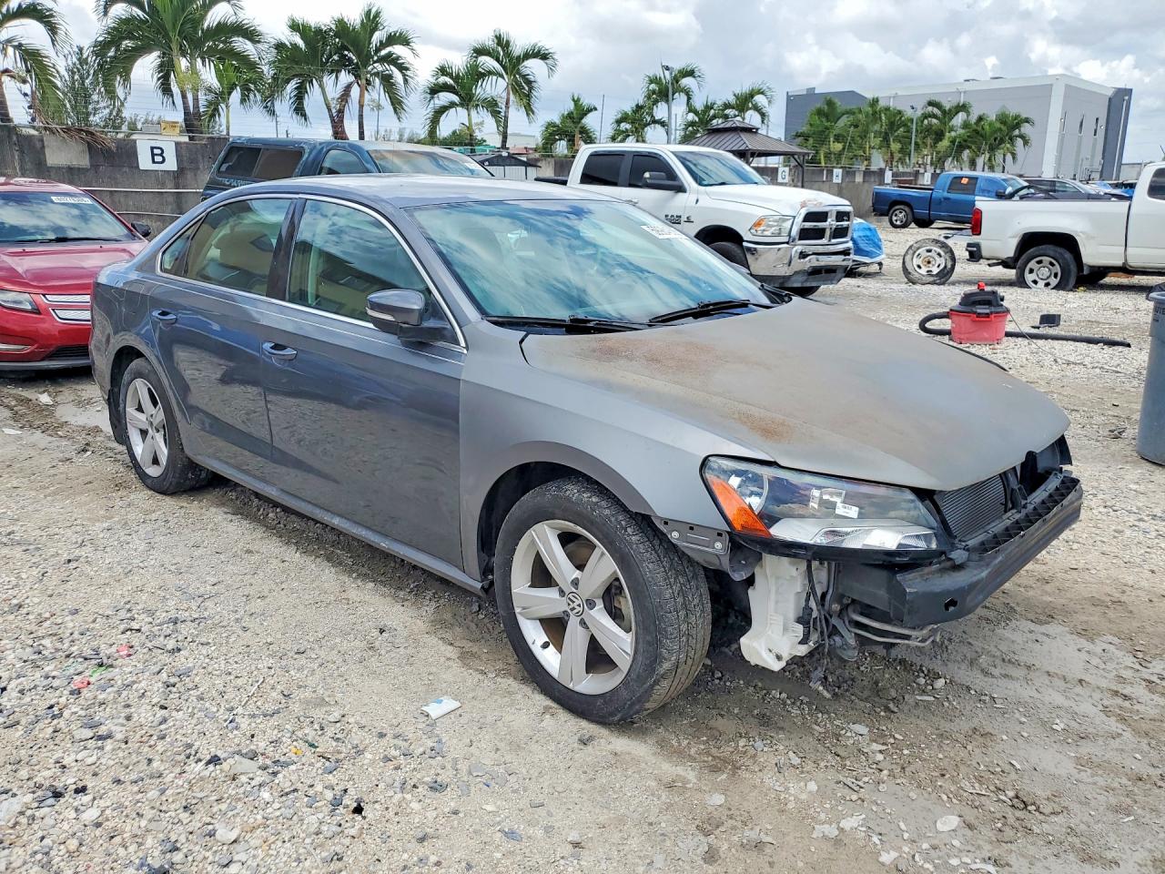 2015 VOLKSWAGEN PASSAT S — снимка 4