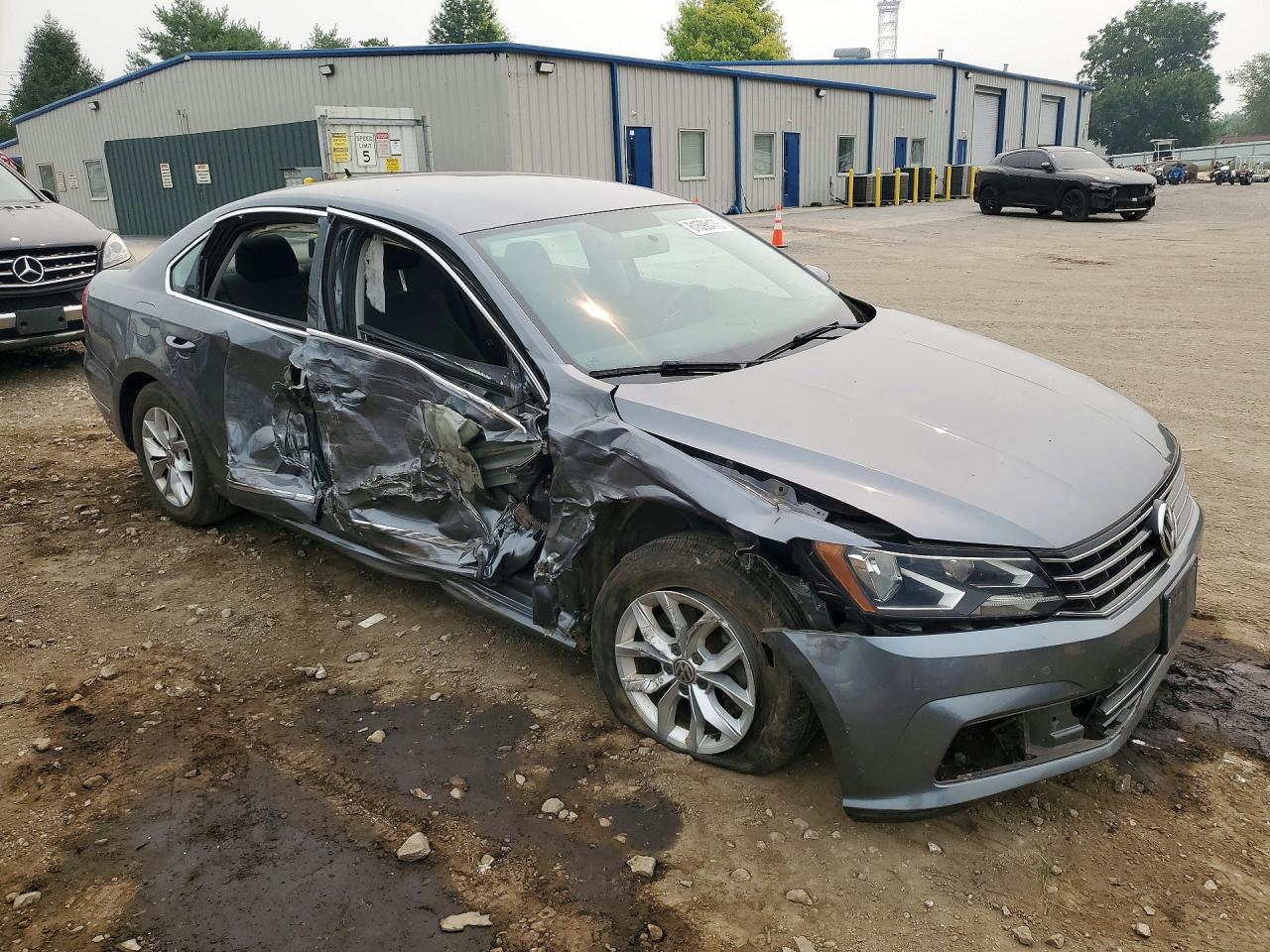 2016 VOLKSWAGEN PASSAT S — снимка 4
