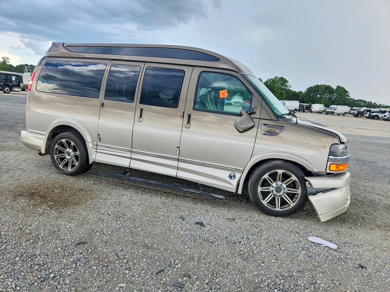 2017 CHEVROLET EXPRESS G2500 — снимка 4