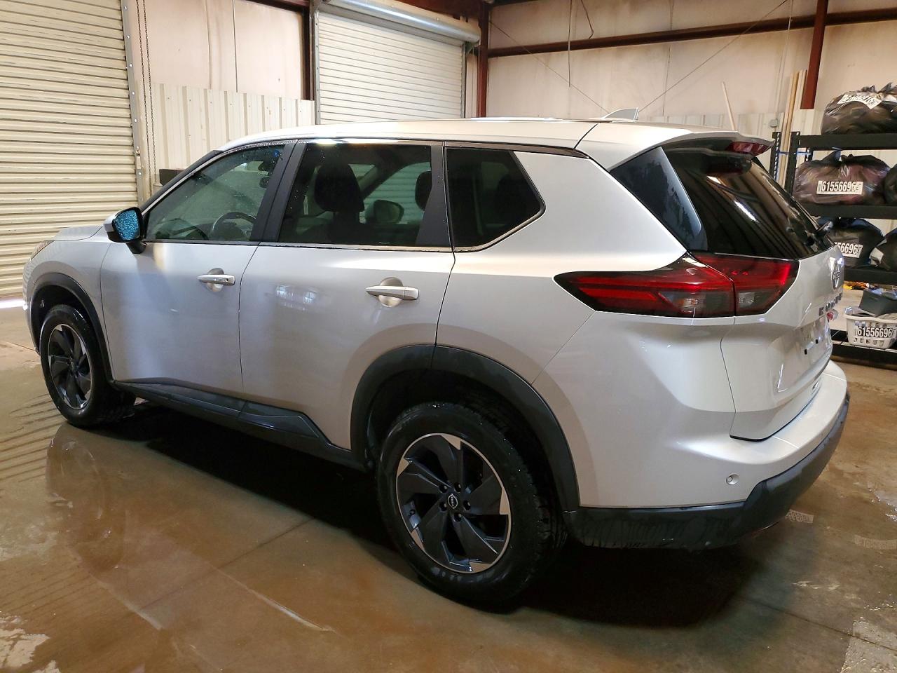 2025 NISSAN ROGUE SV — снимка 2