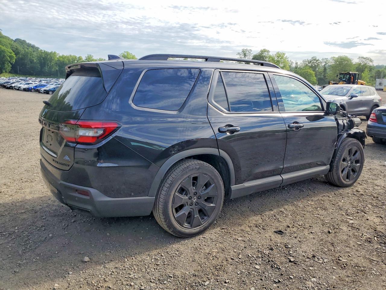 2026 HONDA PILOT BLACK EDITION — снимка 3
