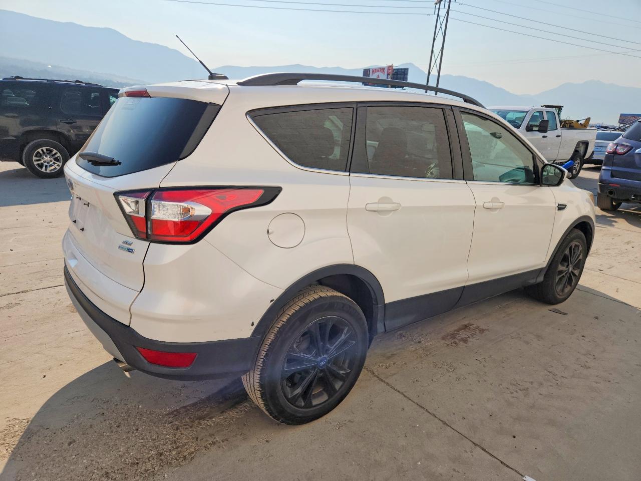 2018 FORD ESCAPE SE — снимка 3