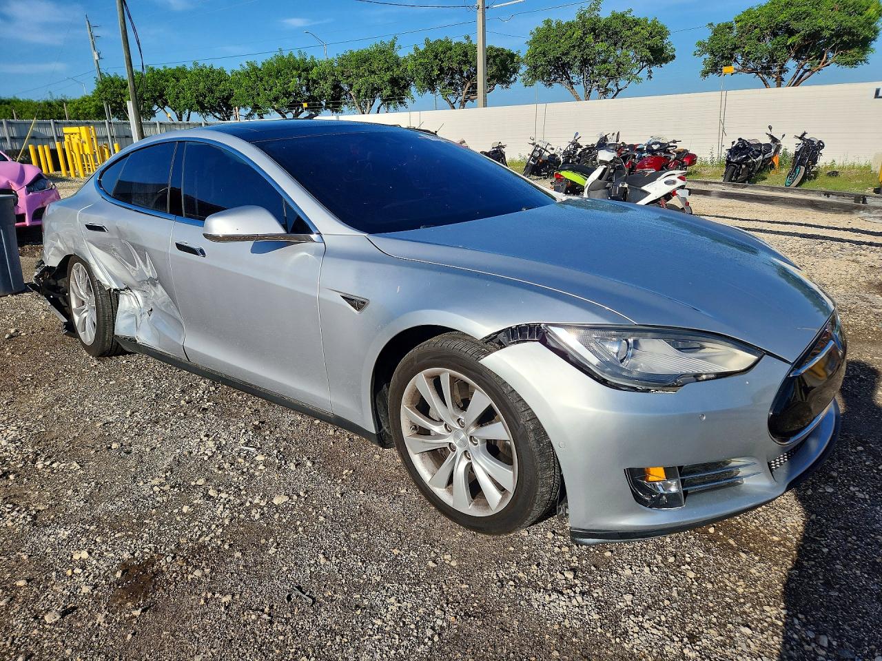 2016 TESLA MODEL S — снимка 4