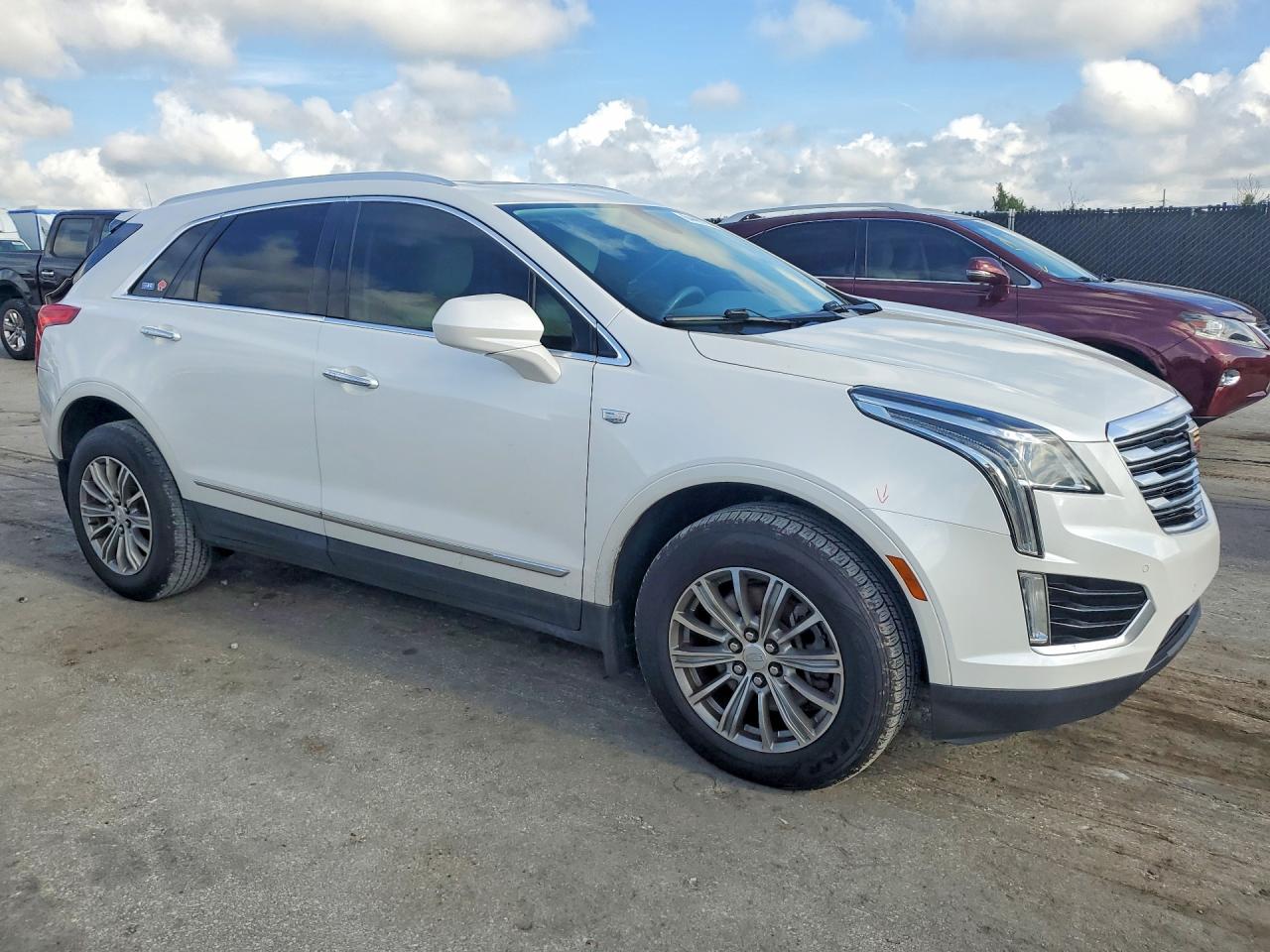 2017 CADILLAC XT5 LUXURY — снимка 4