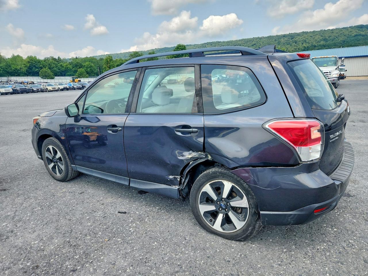 2017 SUBARU FORESTER 2.5I — снимка 2