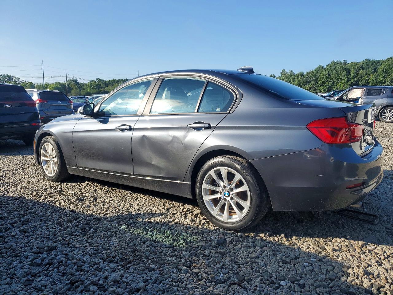 2017 BMW 320 XI — снимка 2