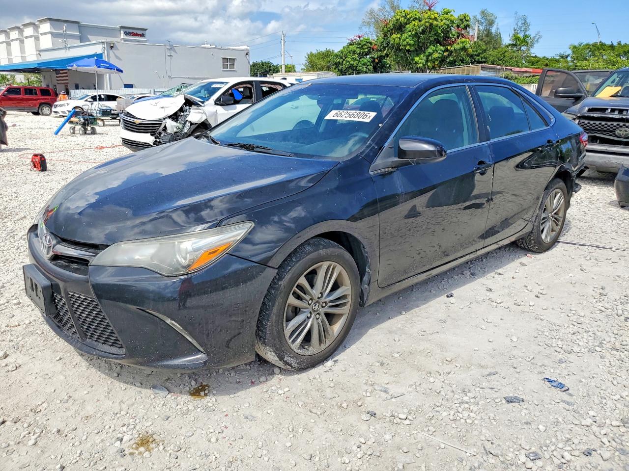 2016 TOYOTA CAMRY SE