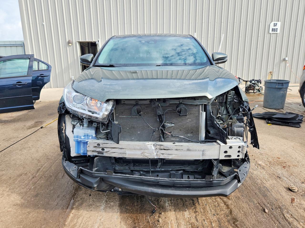 2019 TOYOTA HIGHLANDER LE — снимка 5