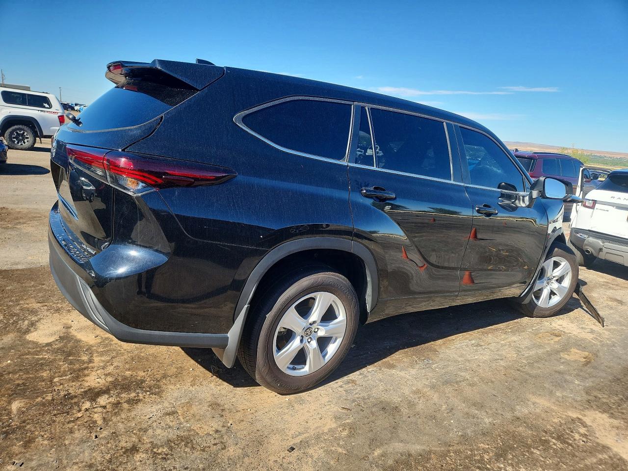 2024 TOYOTA HIGHLANDER LE — снимка 3