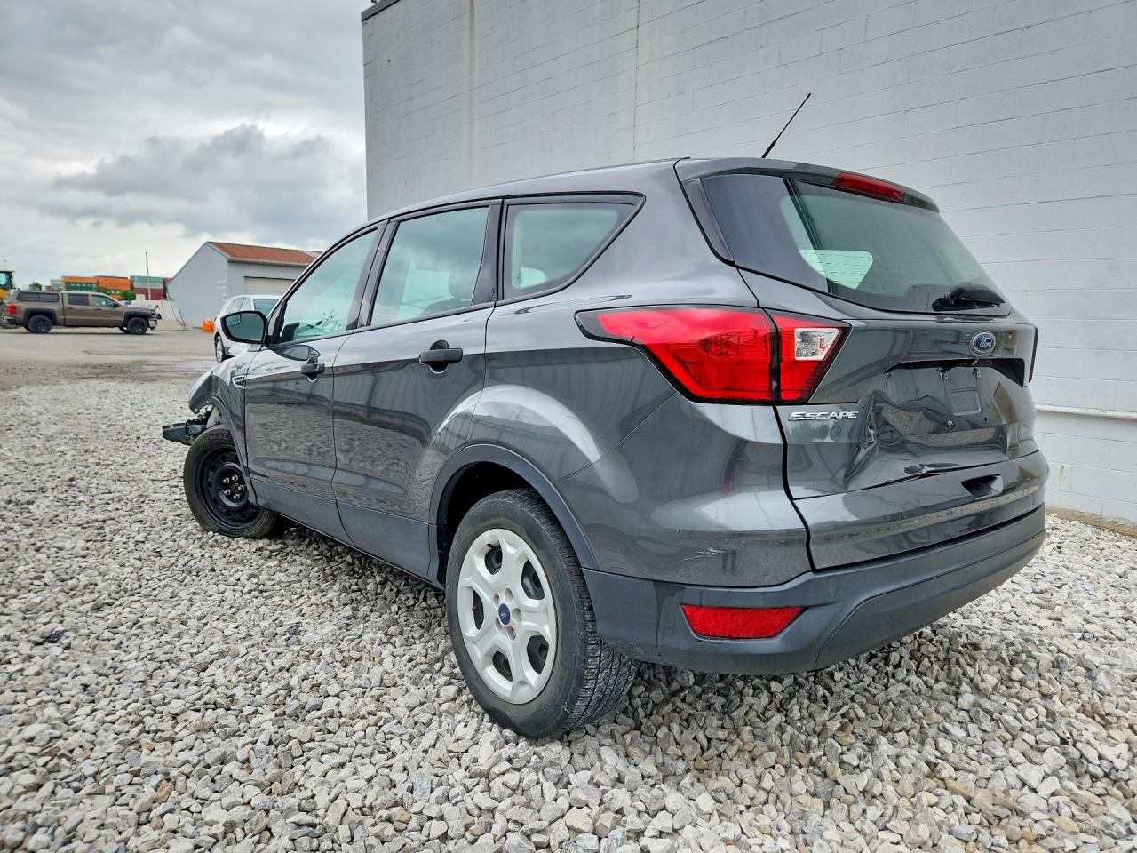 2019 FORD ESCAPE S — снимка 2
