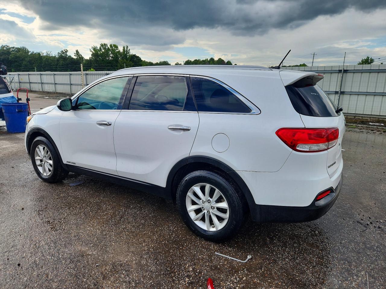 2016 KIA SORENTO LX V6 — снимка 2