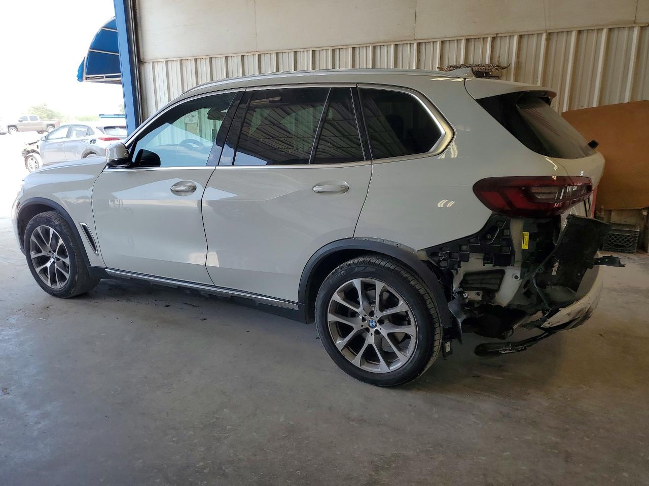 2022 BMW X5 XDRIVE40I — снимка 2