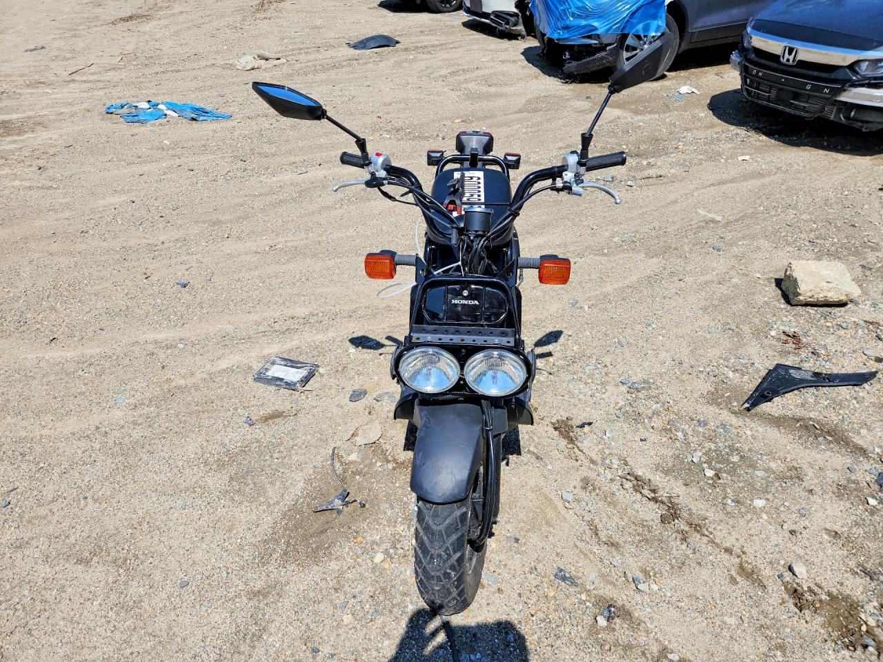 2017 HONDA NPS50 — снимка 2