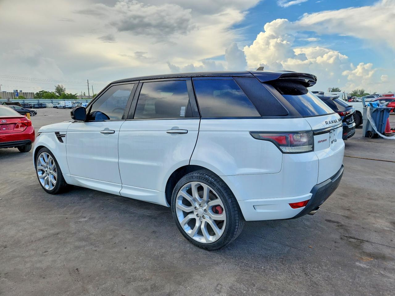 2016 LAND ROVER RANGE ROVER SPORT HST — снимка 2