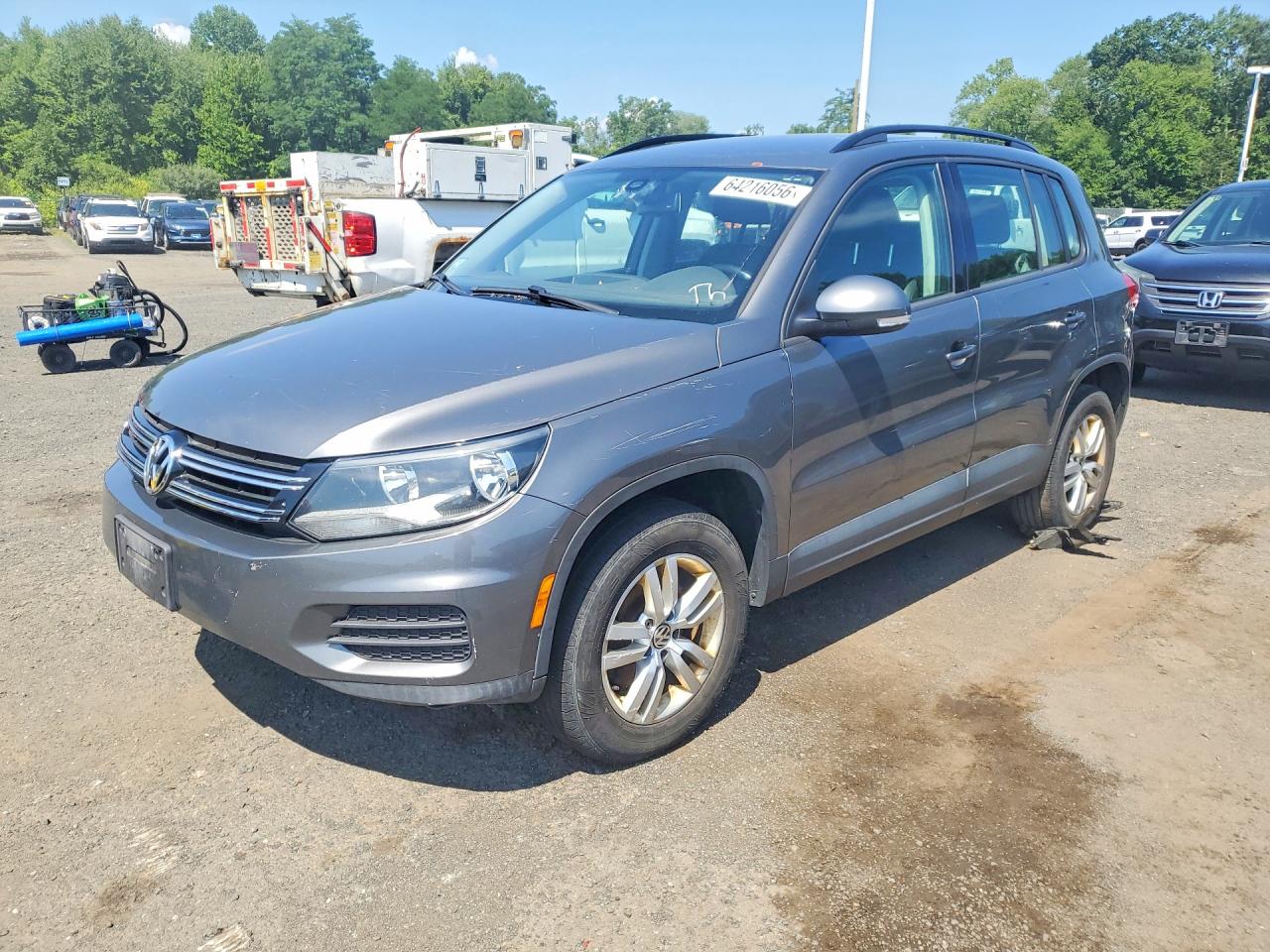 2016 VOLKSWAGEN TIGUAN S