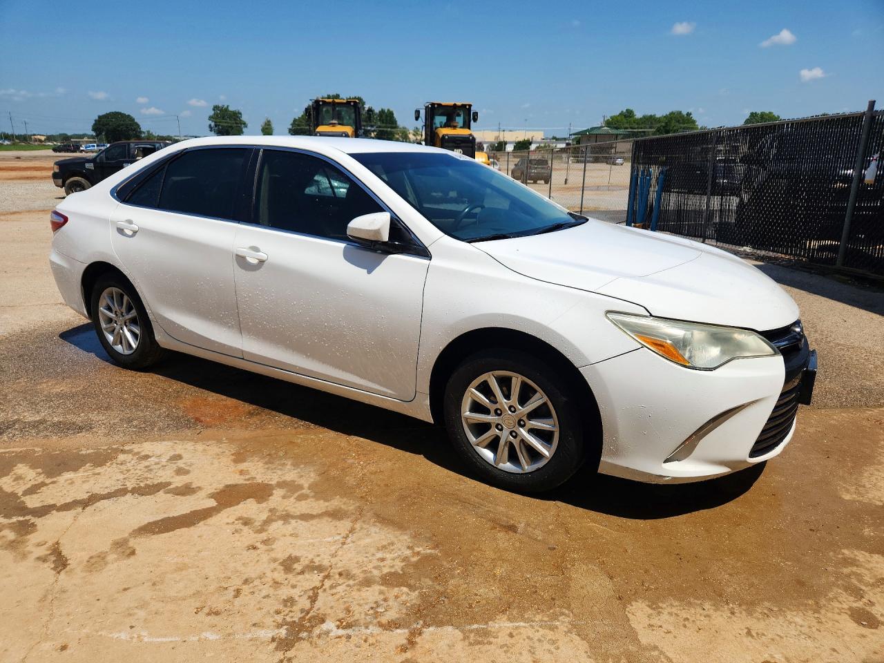 2016 TOYOTA CAMRY LE — снимка 4