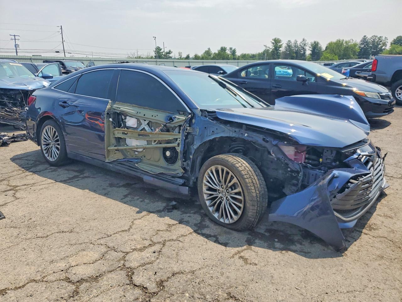 2019 TOYOTA AVALON HYBRID LIMITED — снимка 4