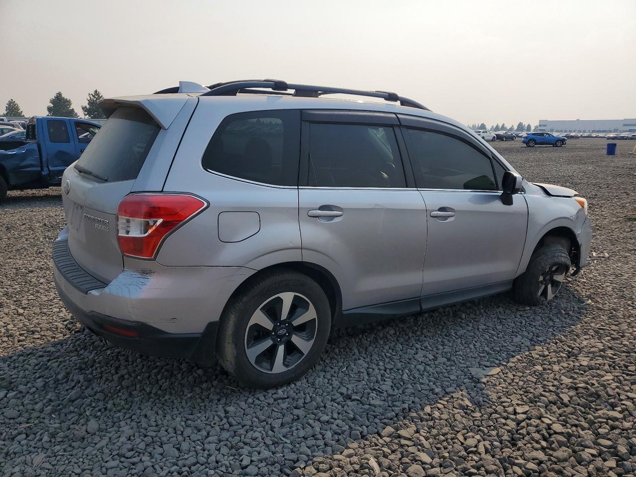 2016 SUBARU FORESTER 2.5I LIMITED — снимка 3